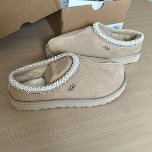 Ugg Tasman Slipper Mustard Seed Size 7